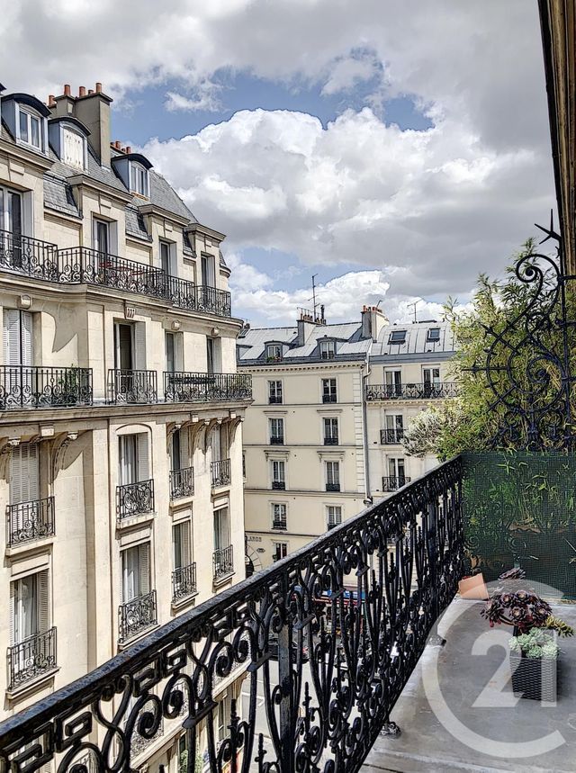  - PARIS - 