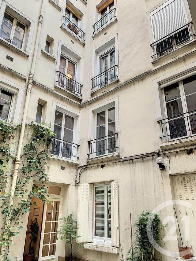  - PARIS - 