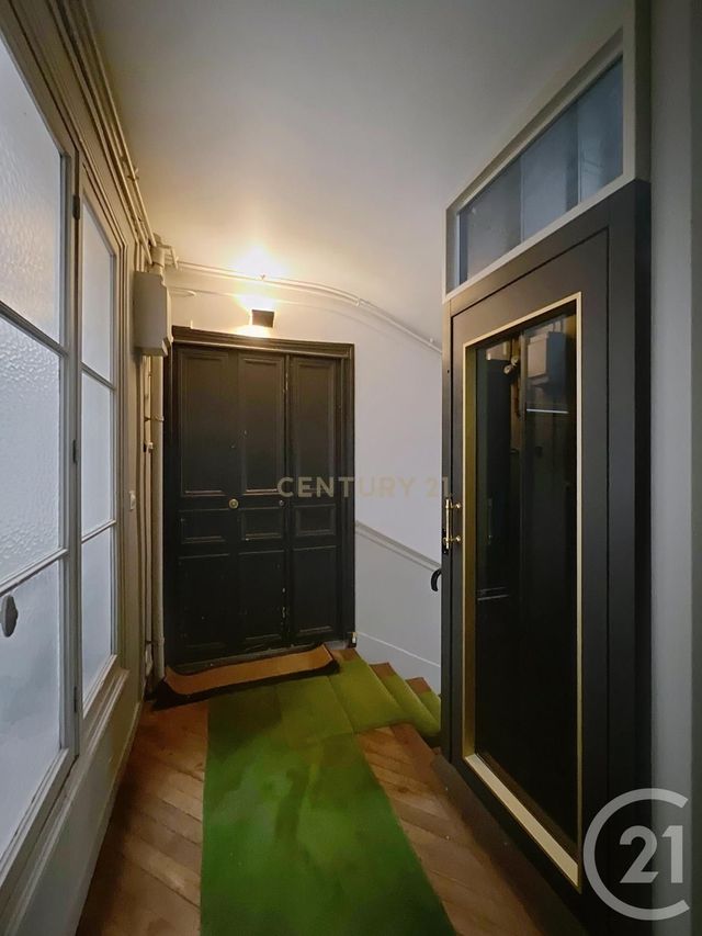 Appartement F5 à vendre - 5 pièces - 136.0 m2 - PARIS - 75010 - ILE-DE-FRANCE - Century 21 Magenta La Fayette