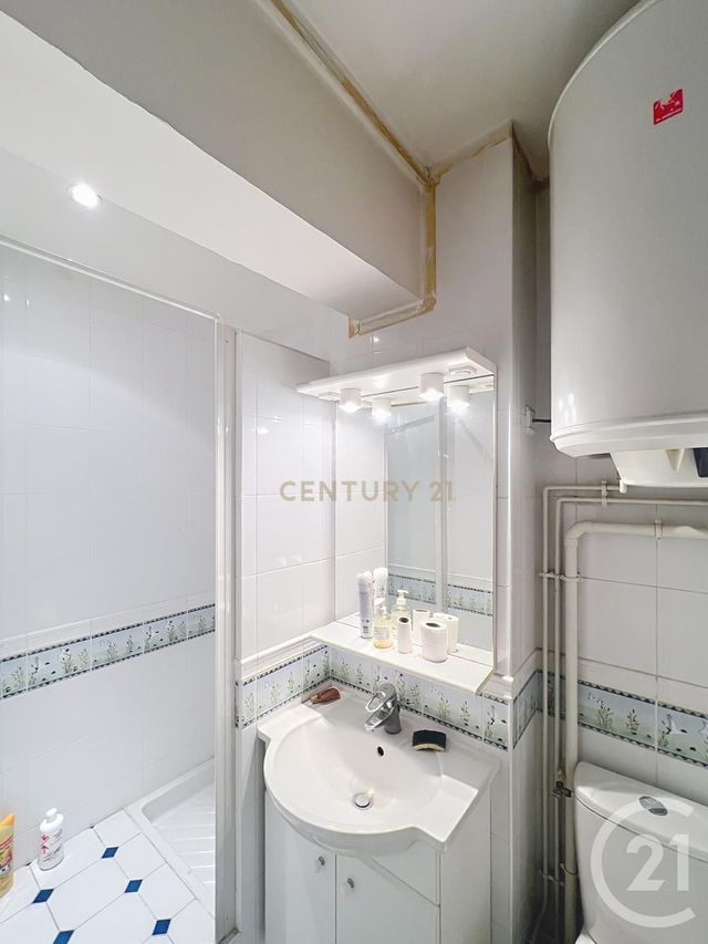 Appartement F5 à vendre - 5 pièces - 136.0 m2 - PARIS - 75010 - ILE-DE-FRANCE - Century 21 Magenta La Fayette