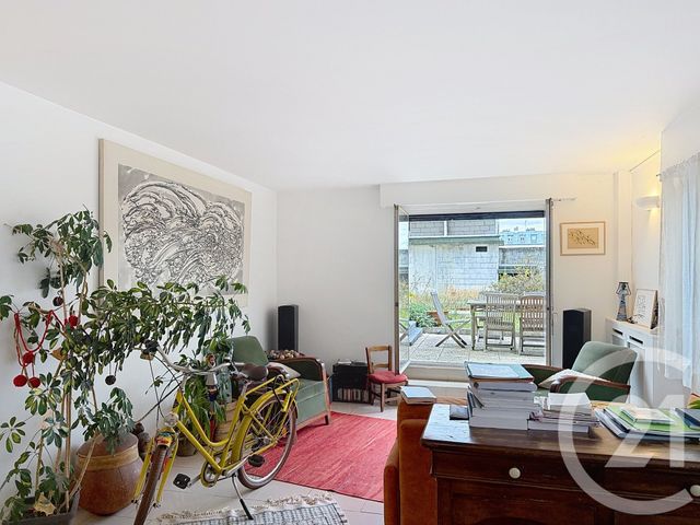 Appartement F3 à vendre - 4 pièces - 100.0 m2 - PARIS - 75018 - ILE-DE-FRANCE - Century 21 Magenta La Fayette