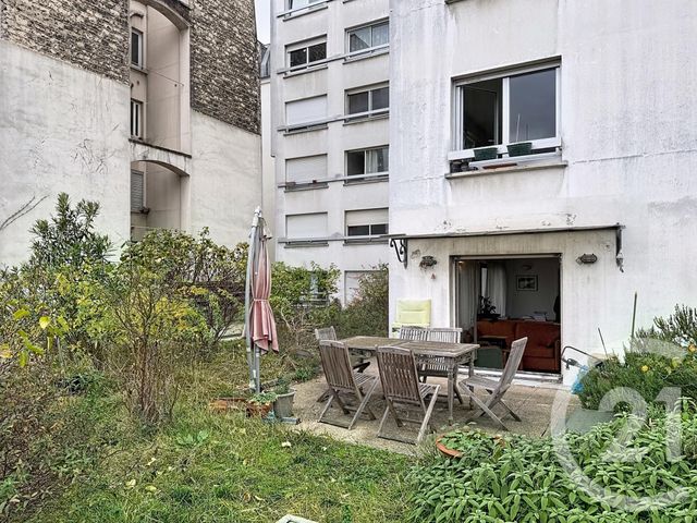 Appartement F3 à vendre - 4 pièces - 85.0 m2 - PARIS - 75018 - ILE-DE-FRANCE - Century 21 Magenta La Fayette