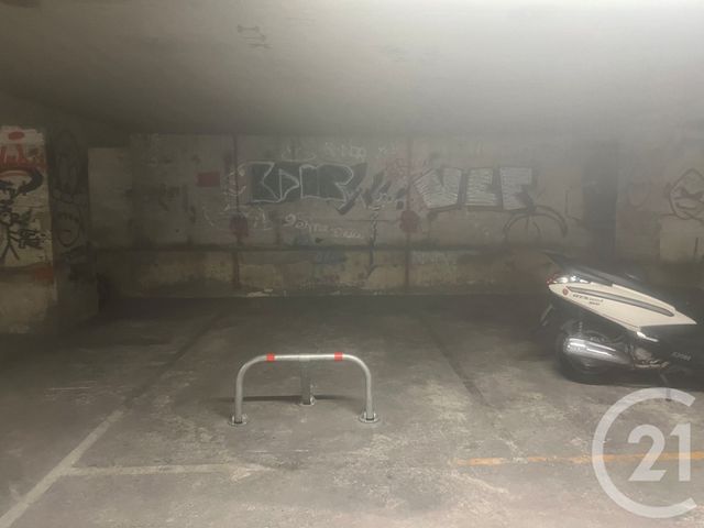 parking à vendre - 6.0 m2 - PARIS - 75010 - ILE-DE-FRANCE - Century 21 Magenta La Fayette