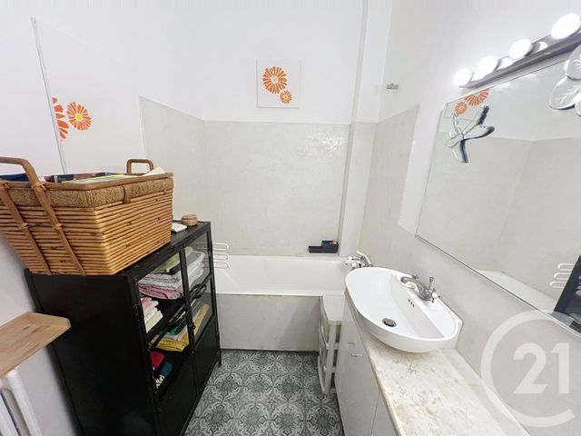 Afficher la photo en grand Appartement Loft à vendre - 6 pièces - 138.0 m2 - PARIS - 75010 - ILE-DE-FRANCE - Century 21 Magenta La Fayette