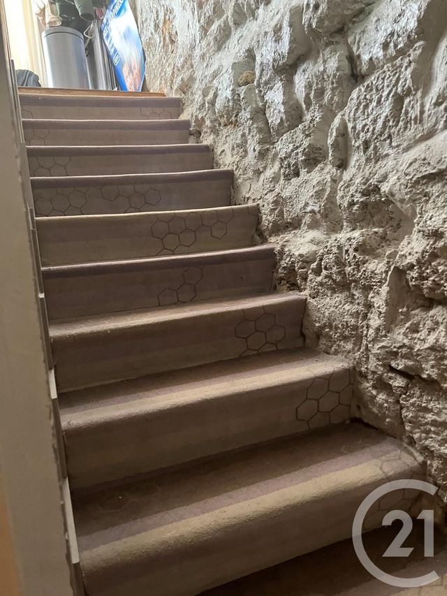 Appartement Duplex à vendre - 4 pièces - 82.0 m2 - PARIS - 75018 - ILE-DE-FRANCE - Century 21 Magenta La Fayette