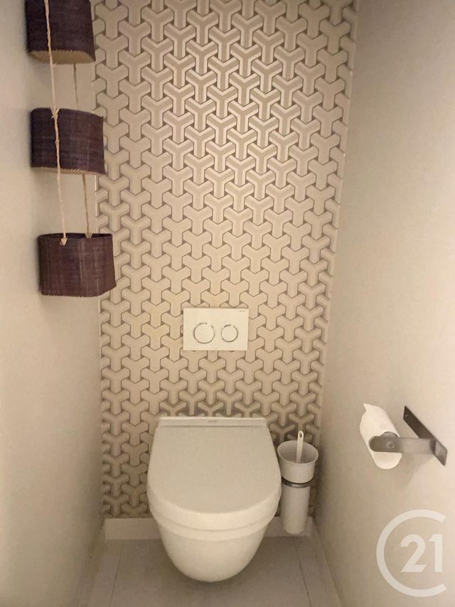 Appartement Duplex à vendre - 4 pièces - 82.0 m2 - PARIS - 75018 - ILE-DE-FRANCE - Century 21 Magenta La Fayette