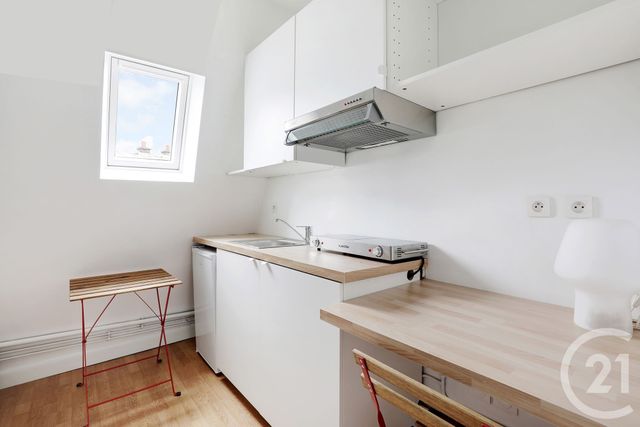 Chambre à vendre - 1 pièce - 7.65 m2 - PARIS - 75010 - ILE-DE-FRANCE - Century 21 Magenta La Fayette