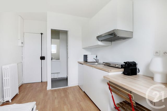 Appartement Chambre à vendre - 1 pièce - 10.4 m2 - PARIS - 75010 - ILE-DE-FRANCE - Century 21 Magenta La Fayette