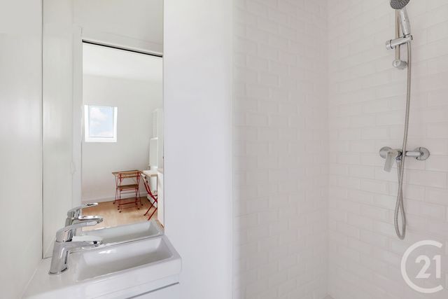 Appartement Chambre à vendre - 2 pièces - 18.05 m2 - PARIS - 75010 - ILE-DE-FRANCE - Century 21 Magenta La Fayette