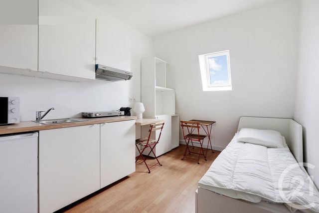 Appartement Chambre à vendre - 2 pièces - 18.05 m2 - PARIS - 75010 - ILE-DE-FRANCE - Century 21 Magenta La Fayette