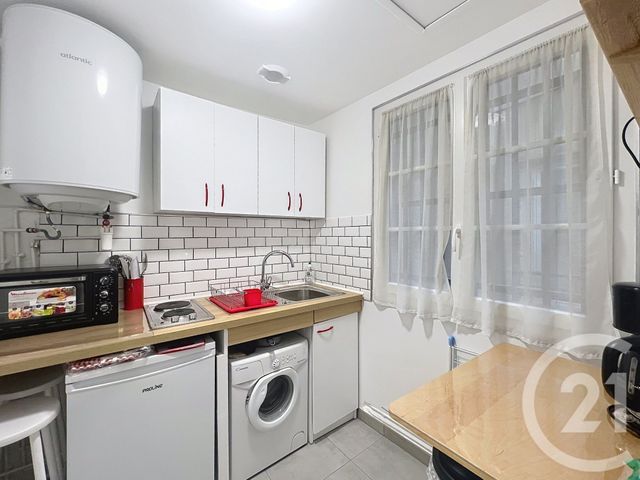 Appartement F2 à louer - 2 pièces - 31.59 m2 - PARIS - 75010 - ILE-DE-FRANCE - Century 21 Magenta La Fayette