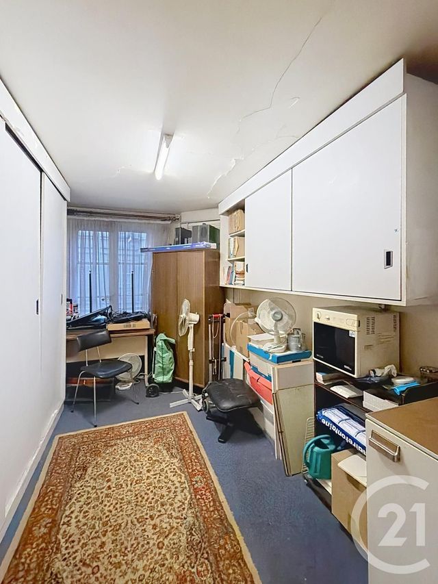 Appartement Local à vendre - 4 pièces - 100.1 m2 - PARIS - 75010 - ILE-DE-FRANCE - Century 21 Magenta La Fayette