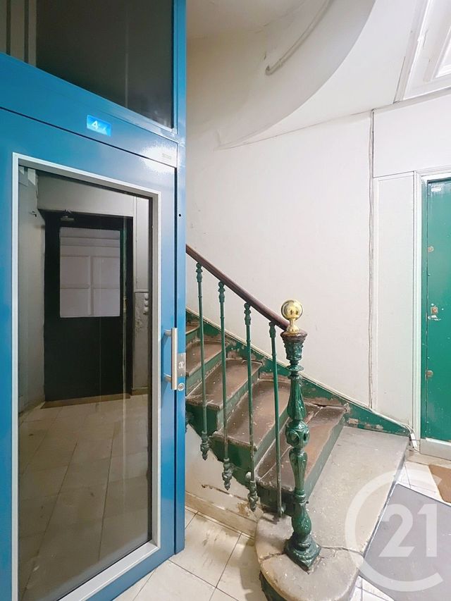 Appartement T3 à vendre - 3 pièces - 47.3 m2 - PARIS - 75010 - ILE-DE-FRANCE - Century 21 Magenta La Fayette