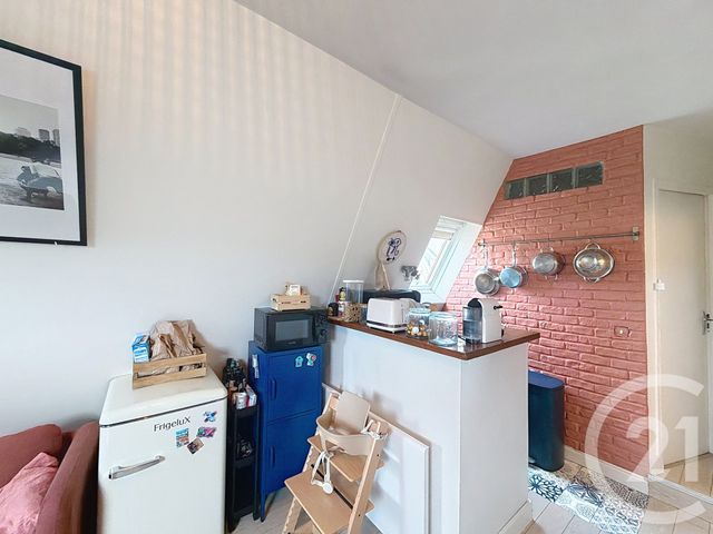 Appartement F3 à vendre - 3 pièces - 50.0 m2 - PARIS - 75010 - ILE-DE-FRANCE - Century 21 Magenta La Fayette