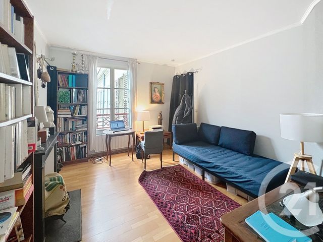 Appartement T4 à vendre - 3 pièces - 58.0 m2 - PARIS - 75010 - ILE-DE-FRANCE - Century 21 Magenta La Fayette