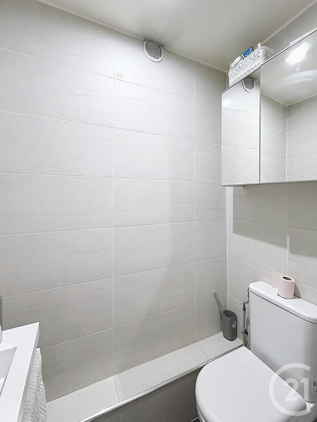 Appartement F6 à vendre - 6 pièces - 115.3 m2 - PARIS - 75019 - ILE-DE-FRANCE - Century 21 Magenta La Fayette