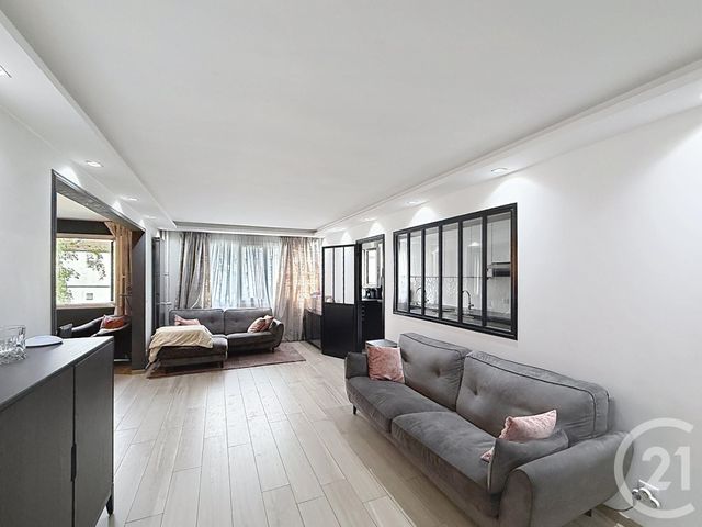 Appartement F6 à vendre - 6 pièces - 115.3 m2 - PARIS - 75019 - ILE-DE-FRANCE - Century 21 Magenta La Fayette