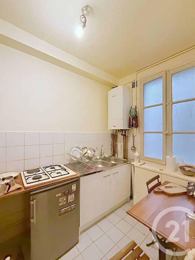 Appartement F3 à vendre - 3 pièces - 56.13 m2 - PARIS - 75010 - ILE-DE-FRANCE - Century 21 Magenta La Fayette