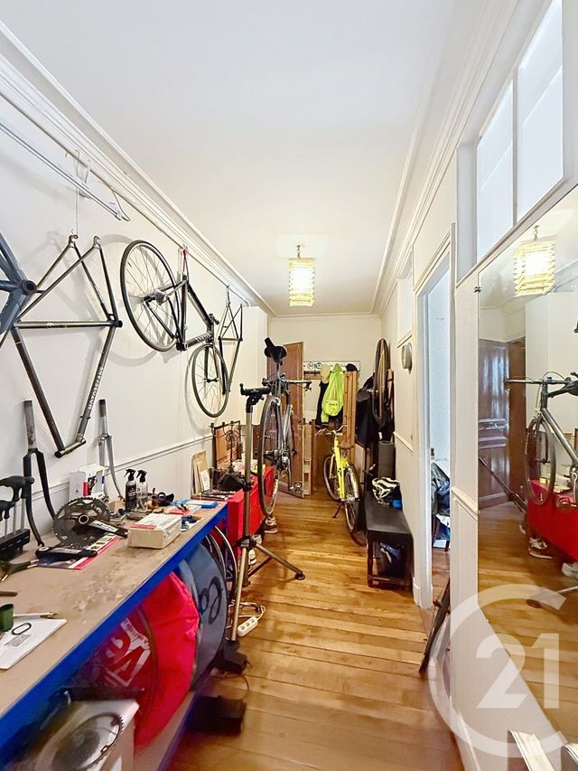 Appartement F3 à vendre - 3 pièces - 56.13 m2 - PARIS - 75010 - ILE-DE-FRANCE - Century 21 Magenta La Fayette