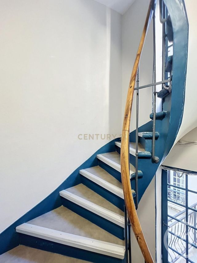 Appartement F1 à vendre - 1 pièce - 15.0 m2 - PARIS - 75018 - ILE-DE-FRANCE - Century 21 Magenta La Fayette