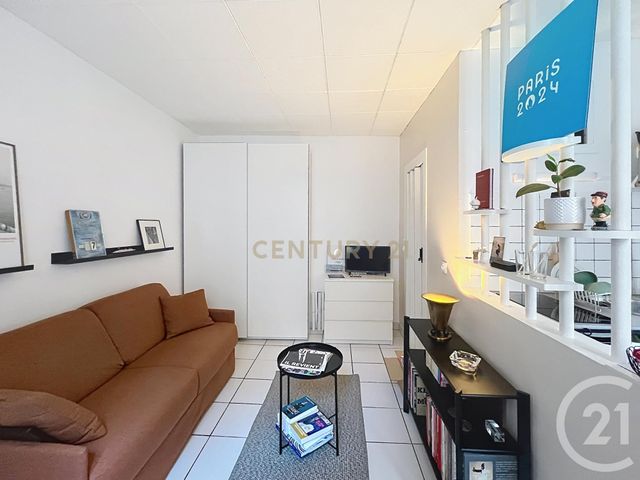 Appartement F1 à vendre - 1 pièce - 15.0 m2 - PARIS - 75018 - ILE-DE-FRANCE - Century 21 Magenta La Fayette