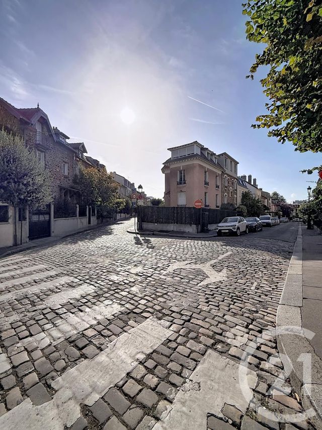 Appartement T1 à vendre - 1 pièce - 16.1 m2 - PARIS - 75020 - ILE-DE-FRANCE - Century 21 Magenta La Fayette