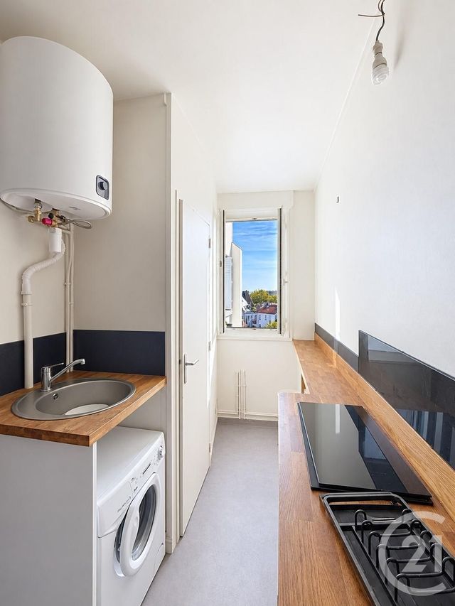 Appartement T1 à vendre - 1 pièce - 16.1 m2 - PARIS - 75020 - ILE-DE-FRANCE - Century 21 Magenta La Fayette